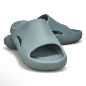 NWT CROCS Mellow Recovery Slides Men’s Sz 12 - pond $40